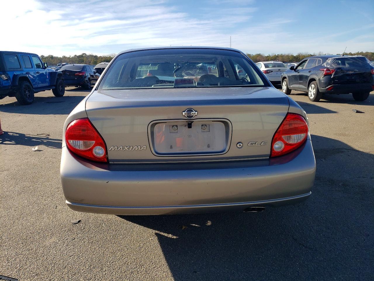 2001 Nissan Maxima Gxe - Image 6