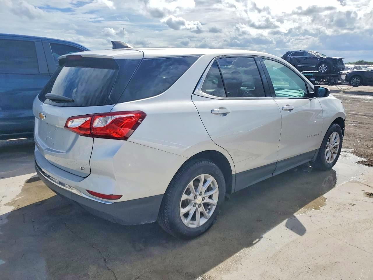 2020 Chevrolet Equinox Lt - Фото 3