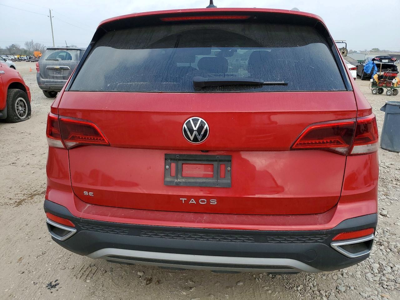 2023 Volkswagen Taos - Image 6