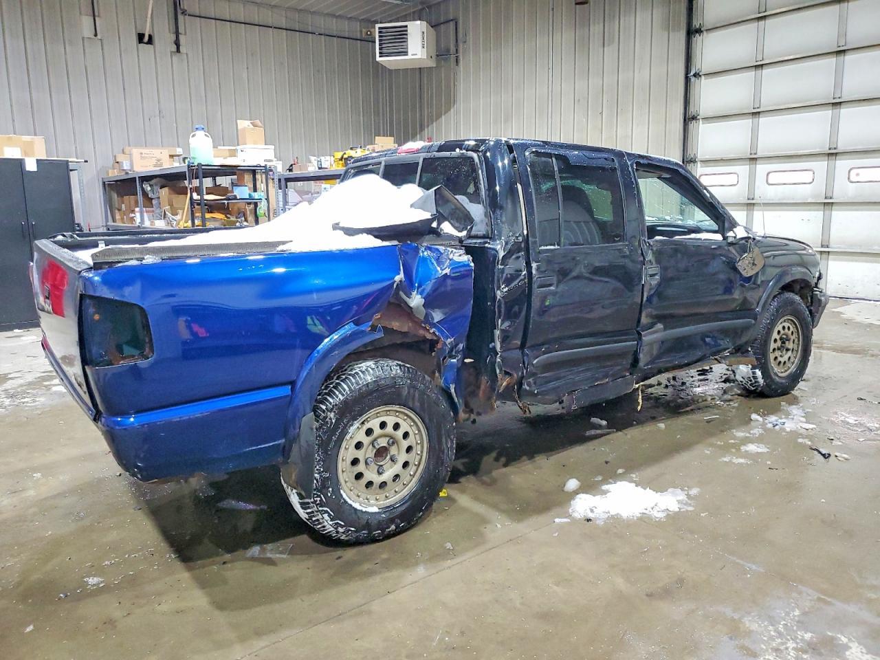 2002 Chevrolet S Truck S10 - Image 3
