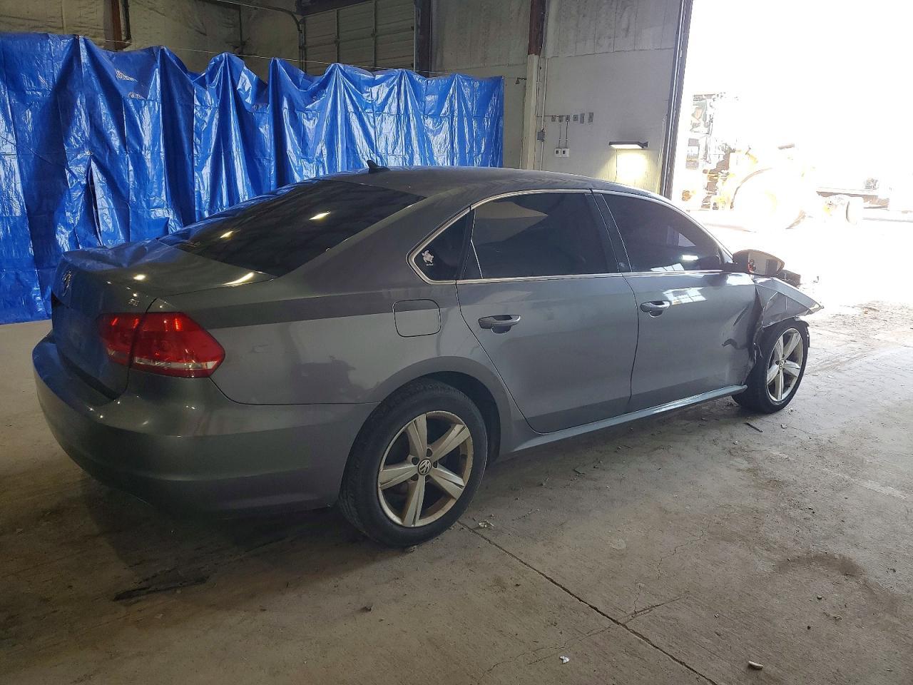 2012 Volkswagen Passat Se - Фото 3