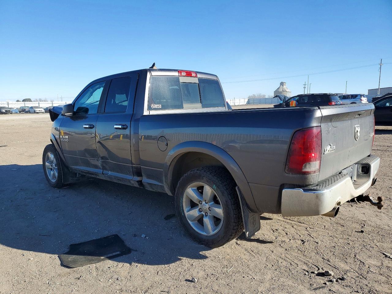 2015 Ram 1500 Slt - Image 2