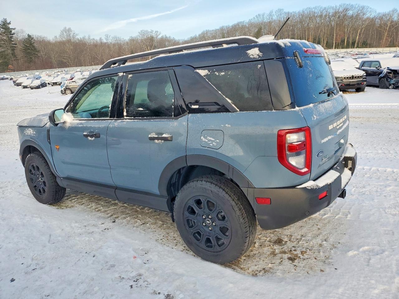 2025 Ford Bronco Sport Badlands - Image 2