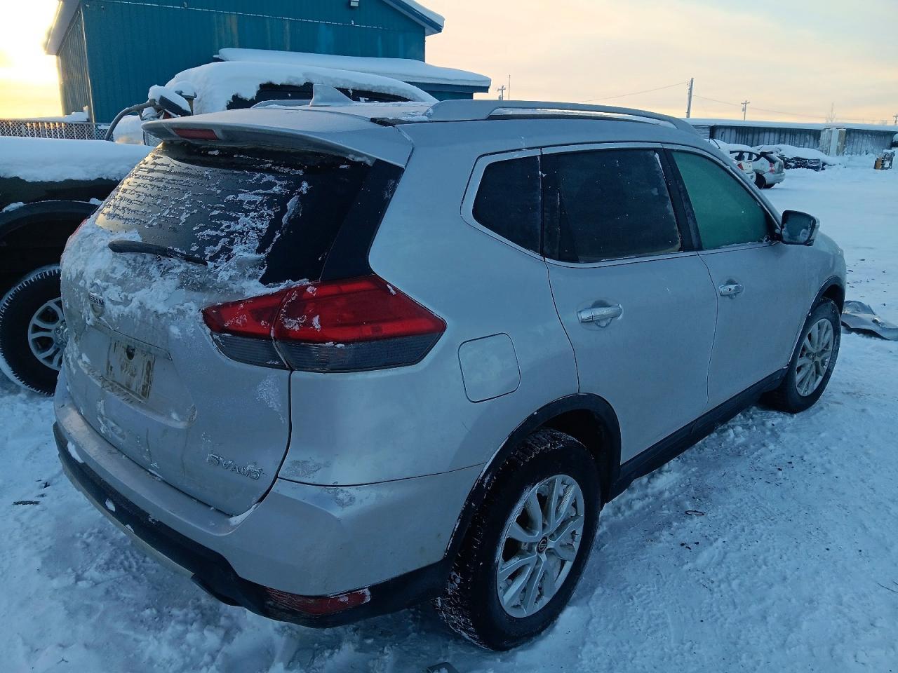 2017 Nissan Rogue Sv - Фото 3