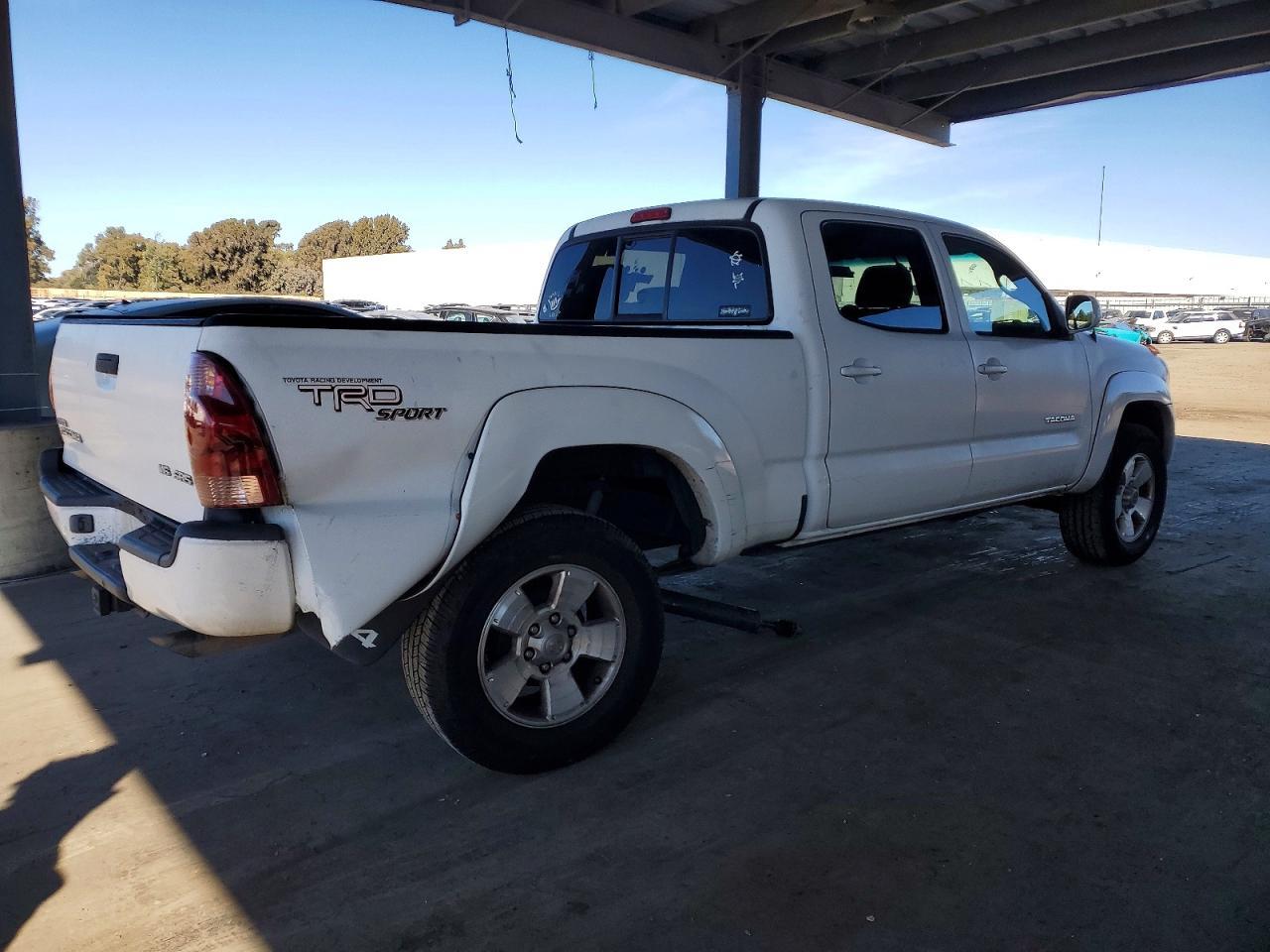 2006 Toyota Tacoma Double Cab Long Bed - Image 3