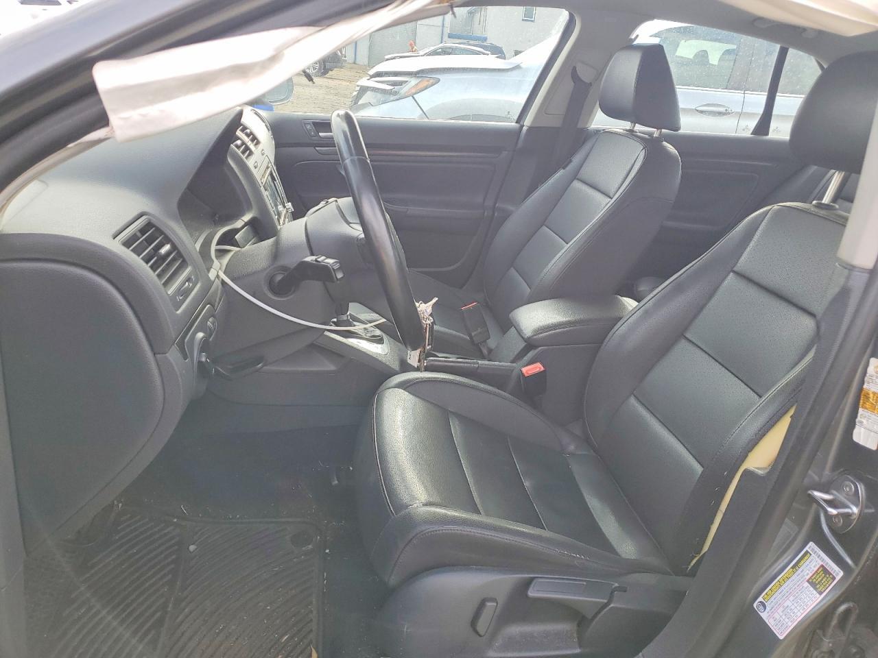 2010 Volkswagen Jetta Se - Image 7