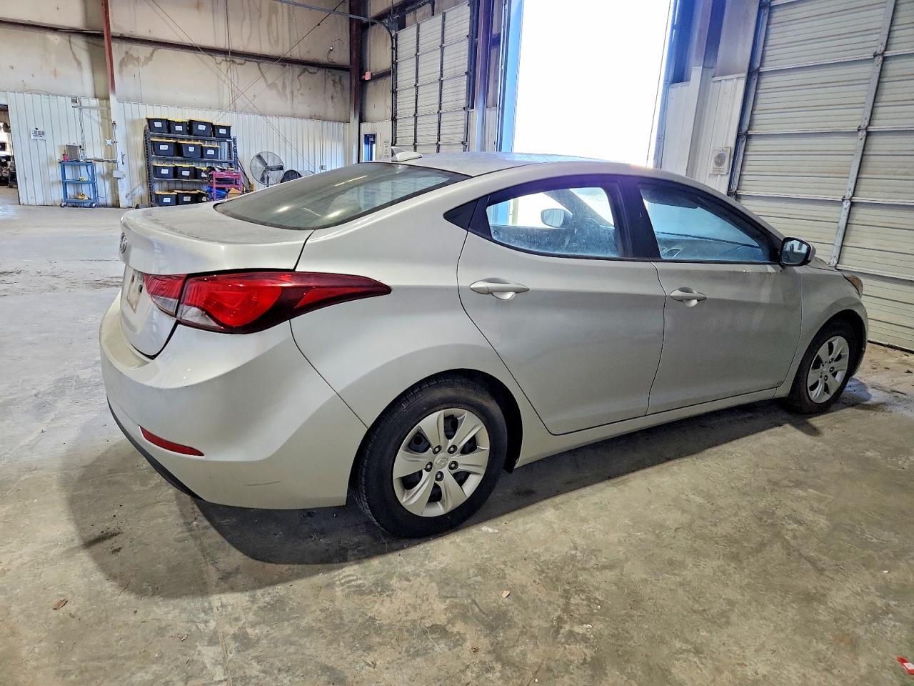 2016 Hyundai Elantra Se - Image 3
