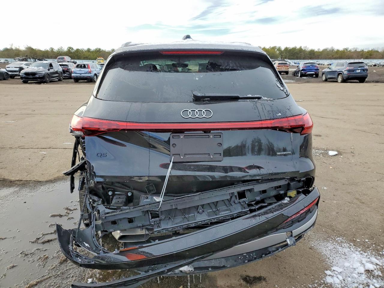2025 Audi Q5 Premium Plus - Фото 6
