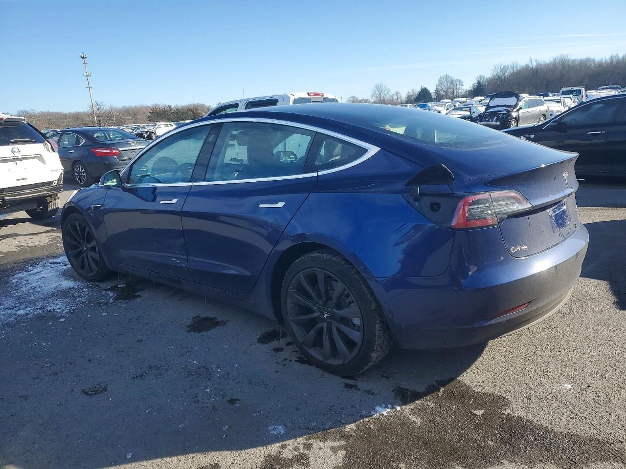 2018 Tesla Model 3 - Image 2