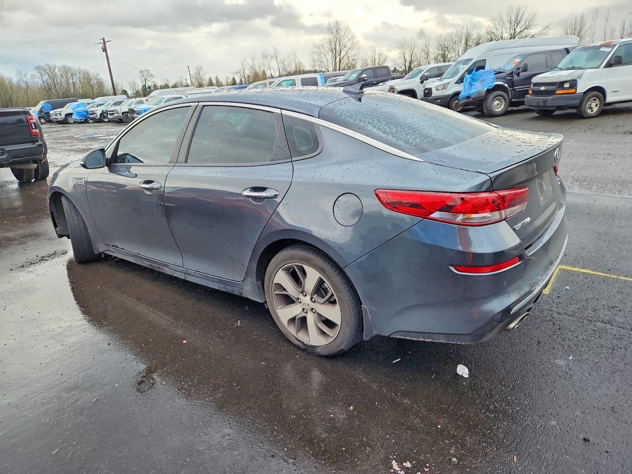 2020 Kia Optima Lx - Image 2