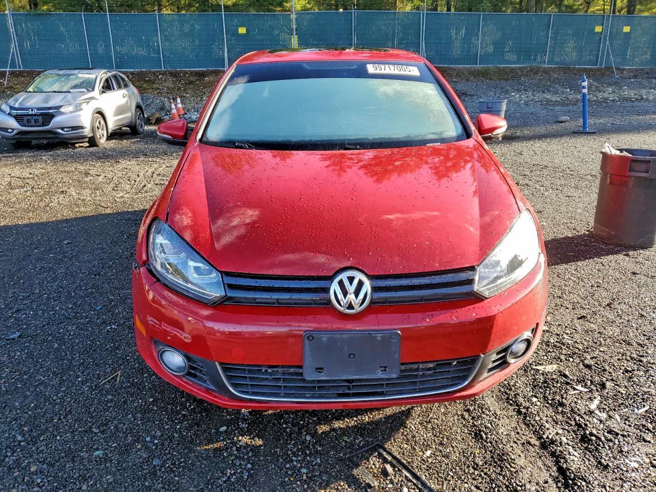 2013 Volkswagen Golf - Image 5