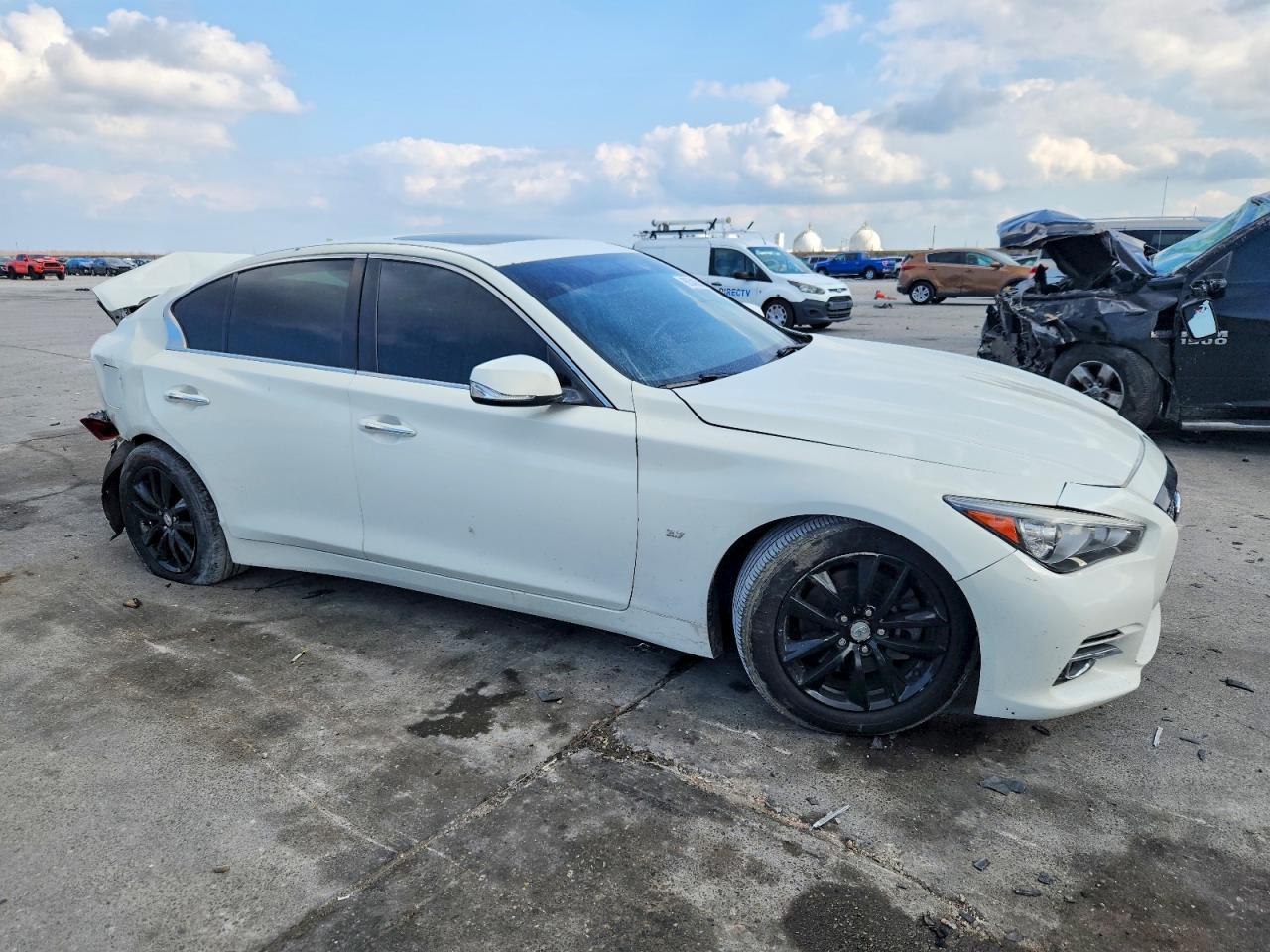 2015 Infiniti Q50 Base - Image 4