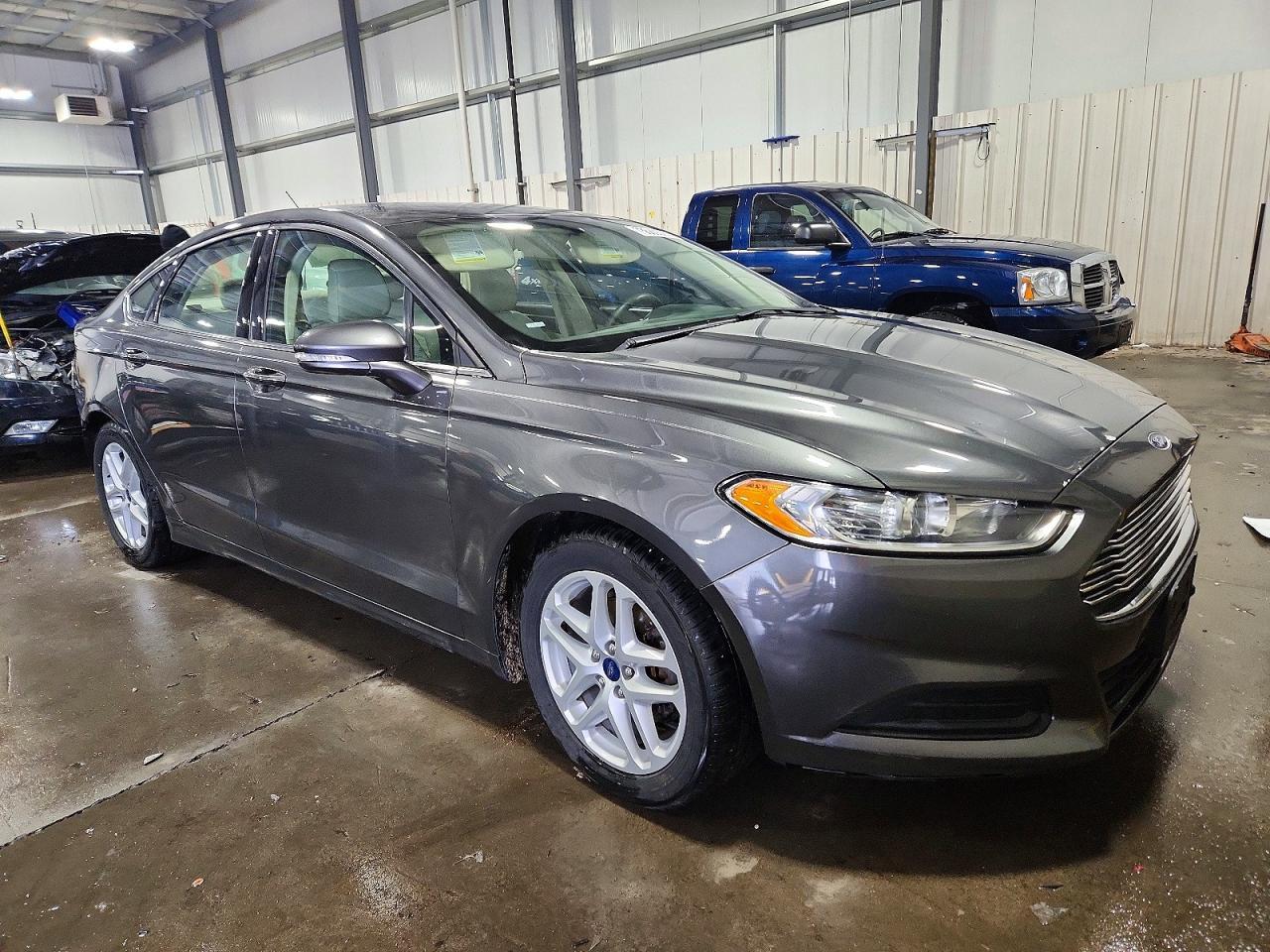 2015 Ford Fusion Se - Фото 4