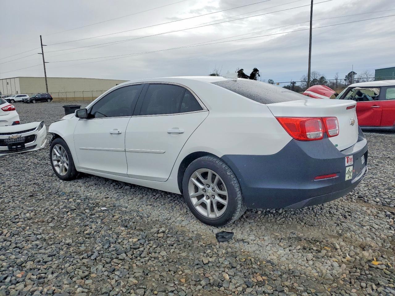 2016 Chevrolet Malibu Limited Lt - Image 2