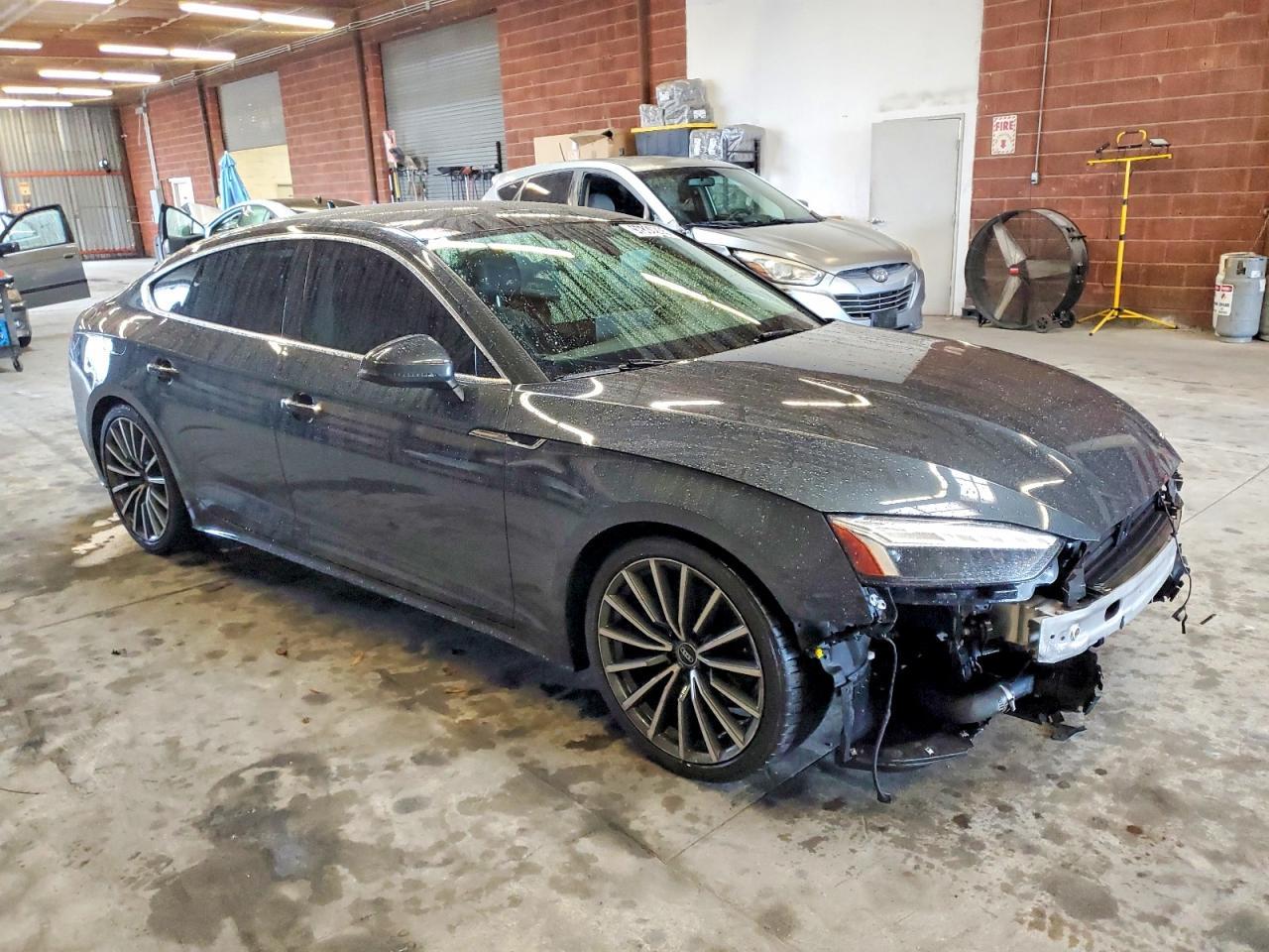 2021 Audi A5 Premium Plus 40 - Фото 4