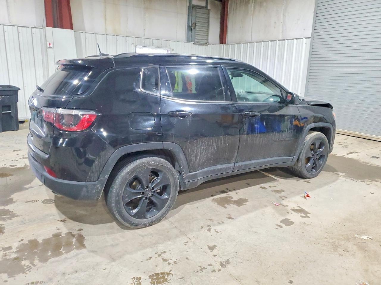 2021 Jeep Compass Latitude - Фото 3