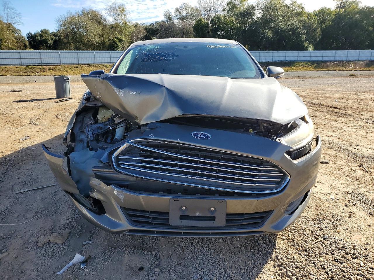 2013 Ford Fusion Se - Фото 5