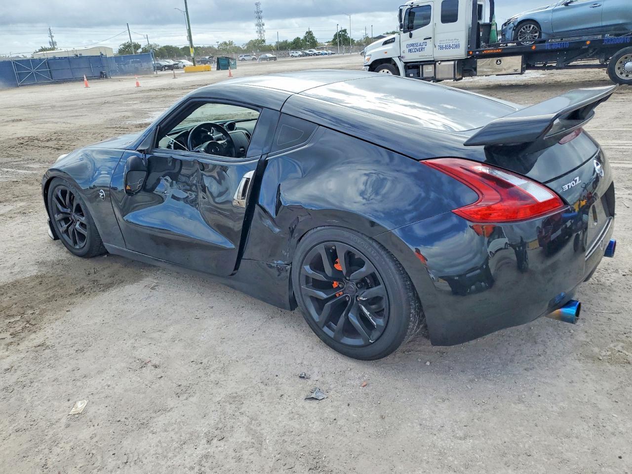 2020 Nissan 370Z Base - Image 2