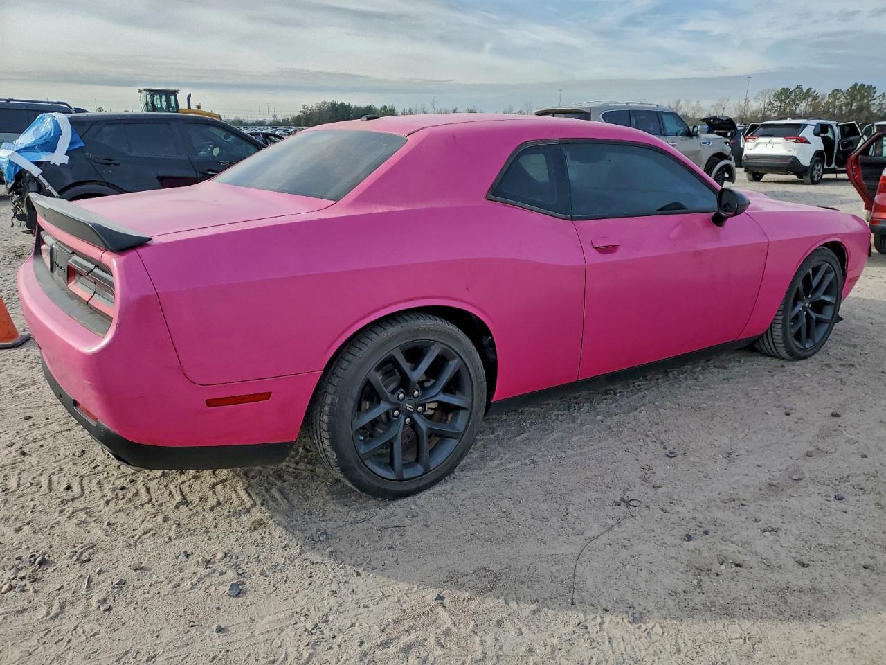 2023 Dodge Challenger R/T - Фото 3