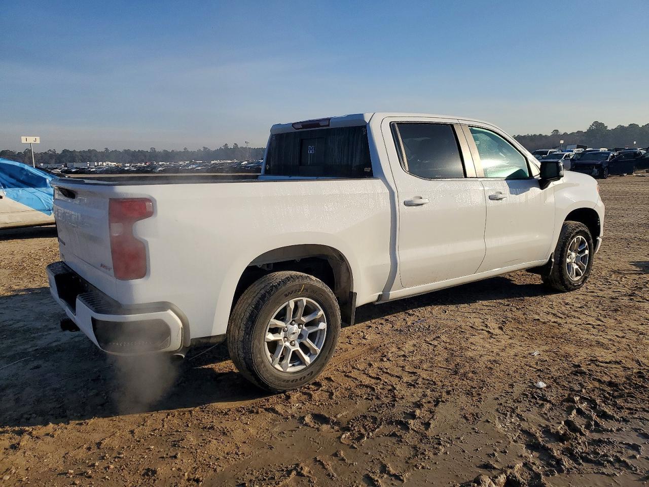 2022 Chevrolet Silverado K1500 Rst - Фото 3