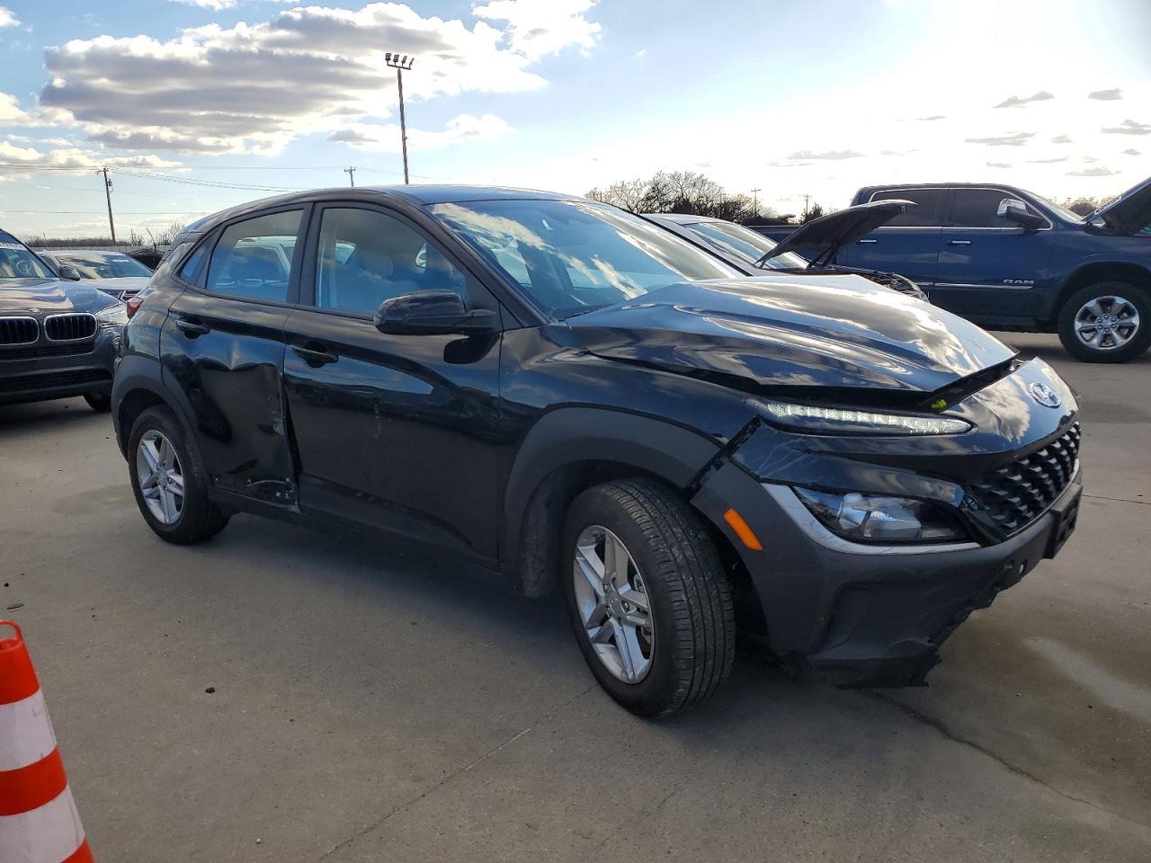 2023 Hyundai Kona Se - Image 4