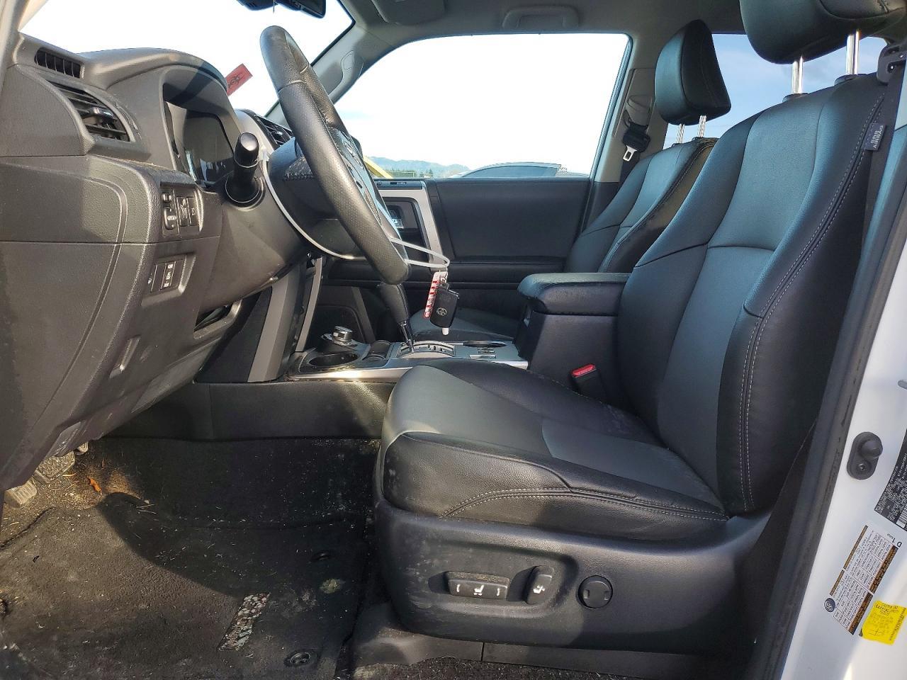 2020 Toyota 4Runner Sr5/Sr5 Premium - Image 7