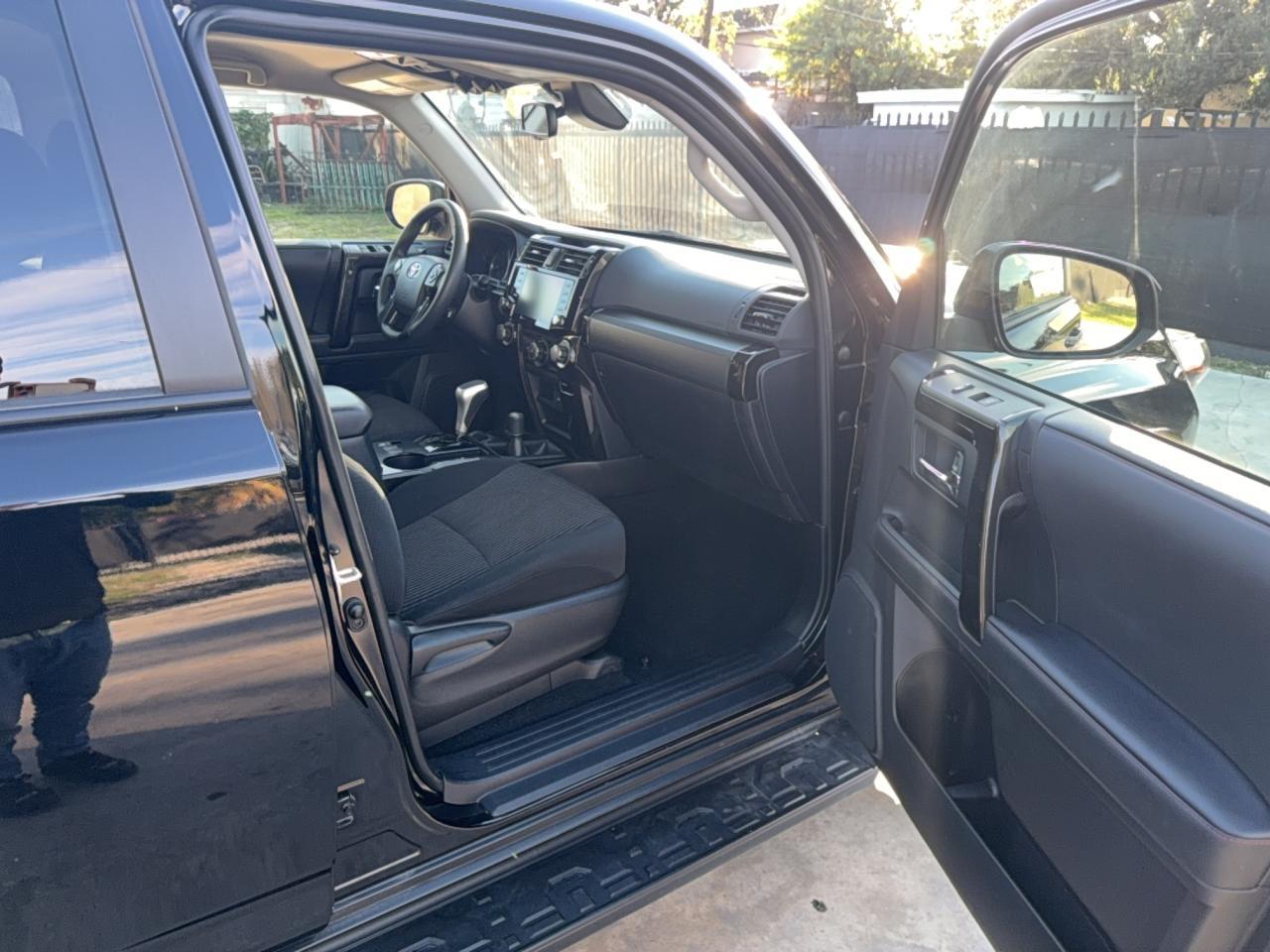 2024 Toyota 4Runner Sr5/Sr5 Premium - Image 5