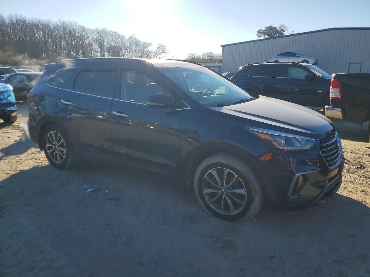 2017 Hyundai Santa Fe Se - Image 4