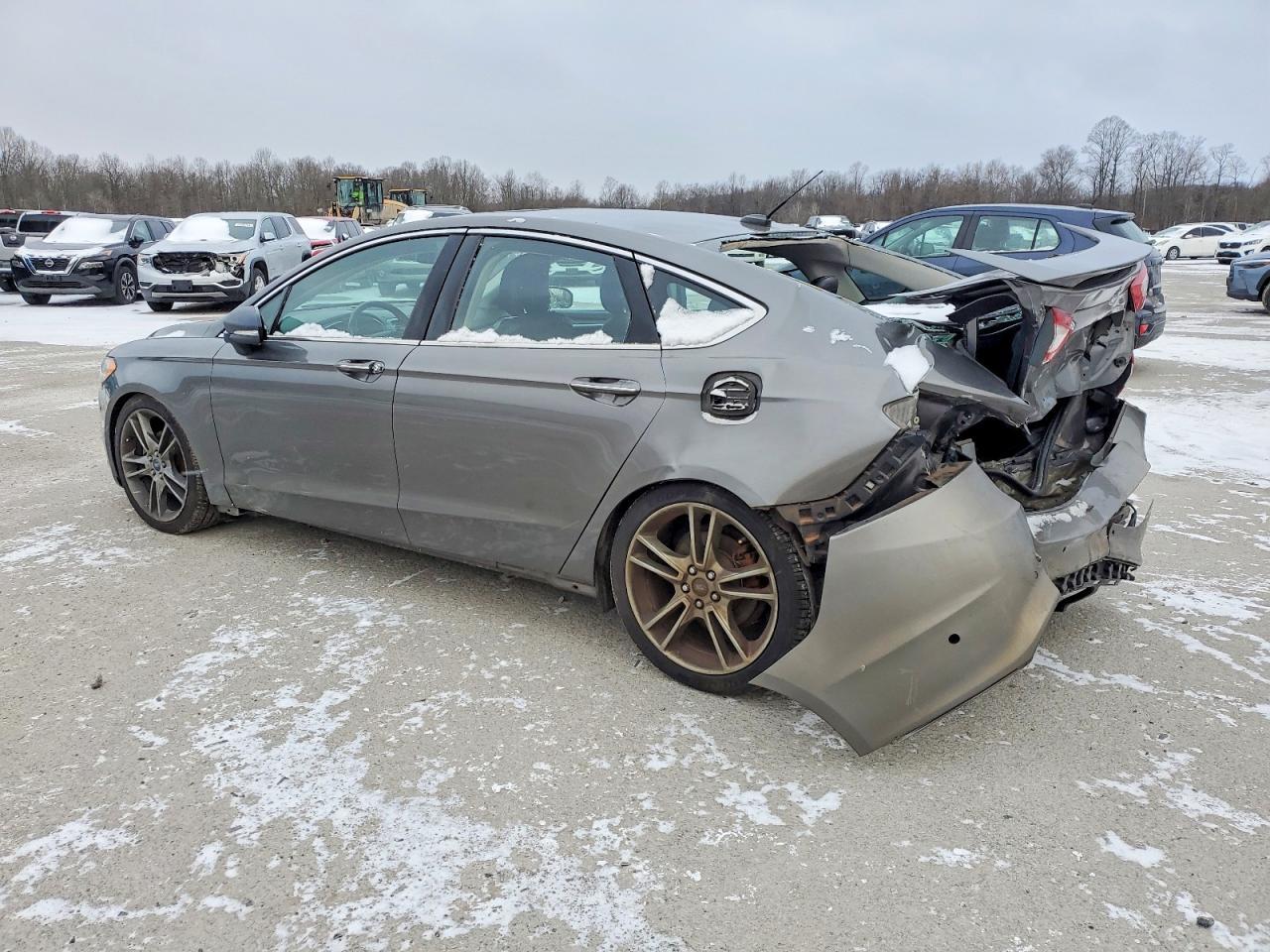 2013 Ford Fusion Titanium - Фото 2