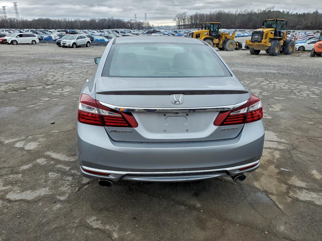 2016 Honda Accord Sport - Image 6