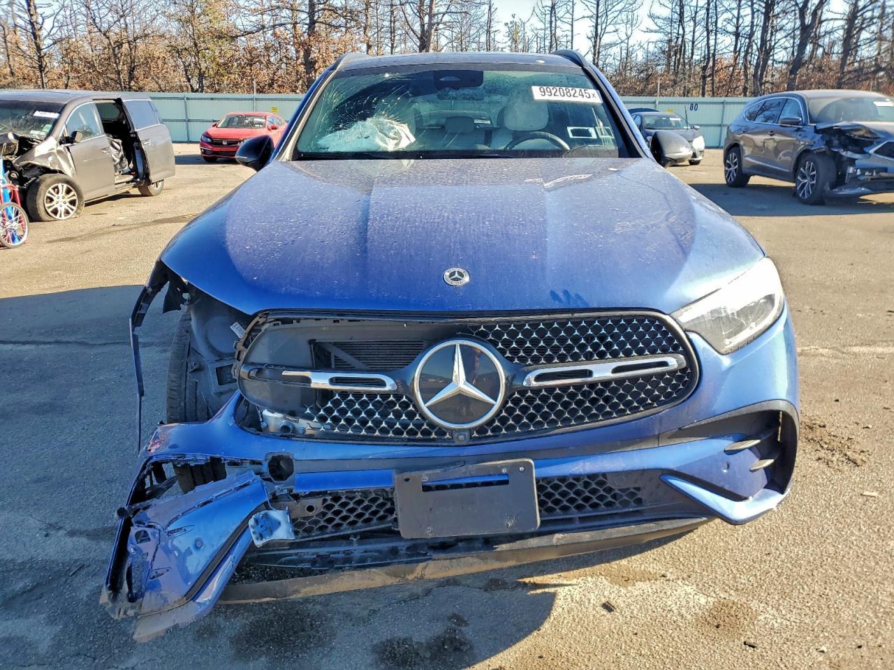 2025 Mercedes-Benz Glc 300 4Matic - Image 5