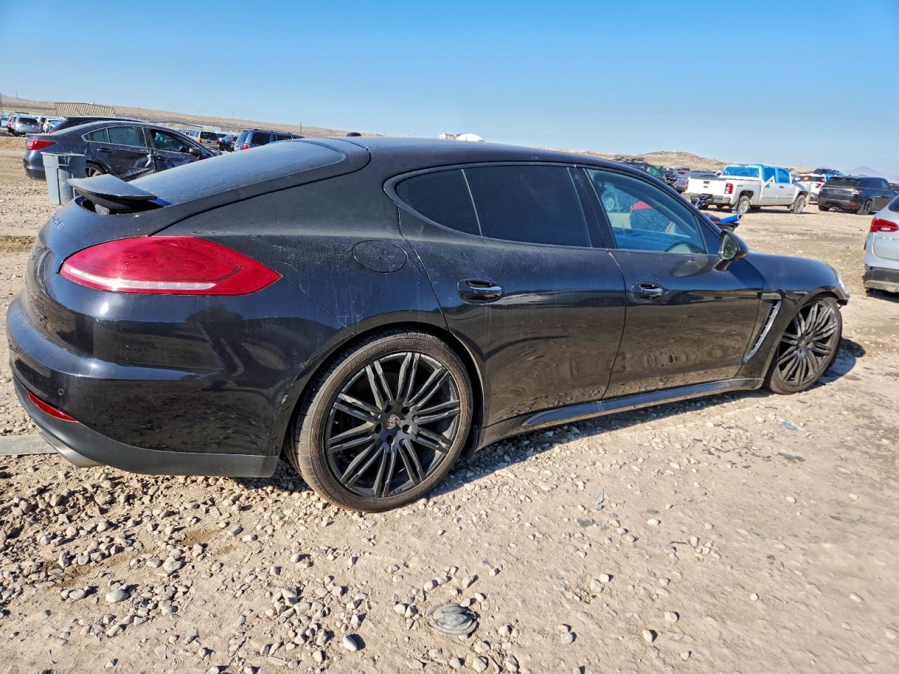 2015 Porsche Panamera 2 - Image 3
