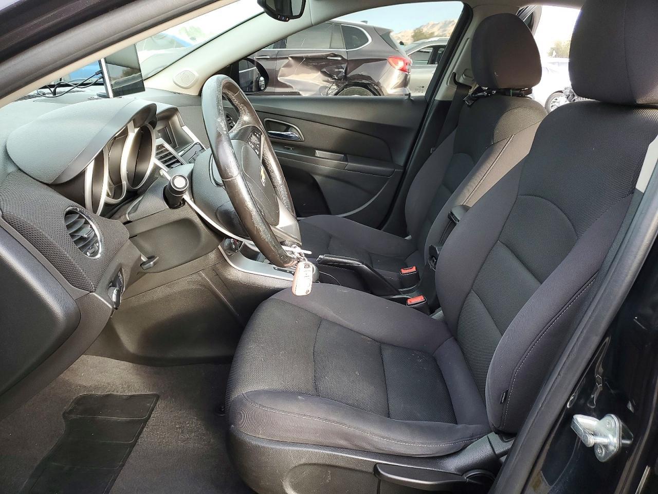 2012 Chevrolet Cruze Lt - Image 7