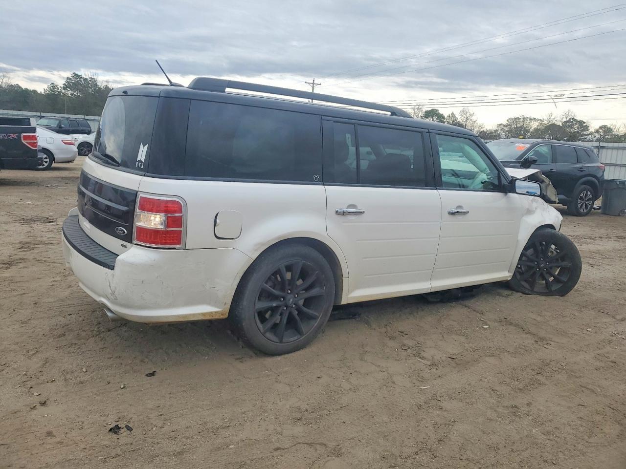 2018 Ford Flex Limited - Image 3