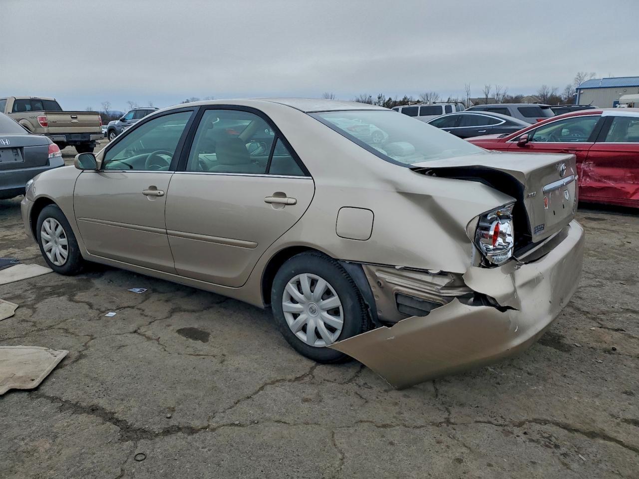 2005 Toyota Camry Le - Фото 2