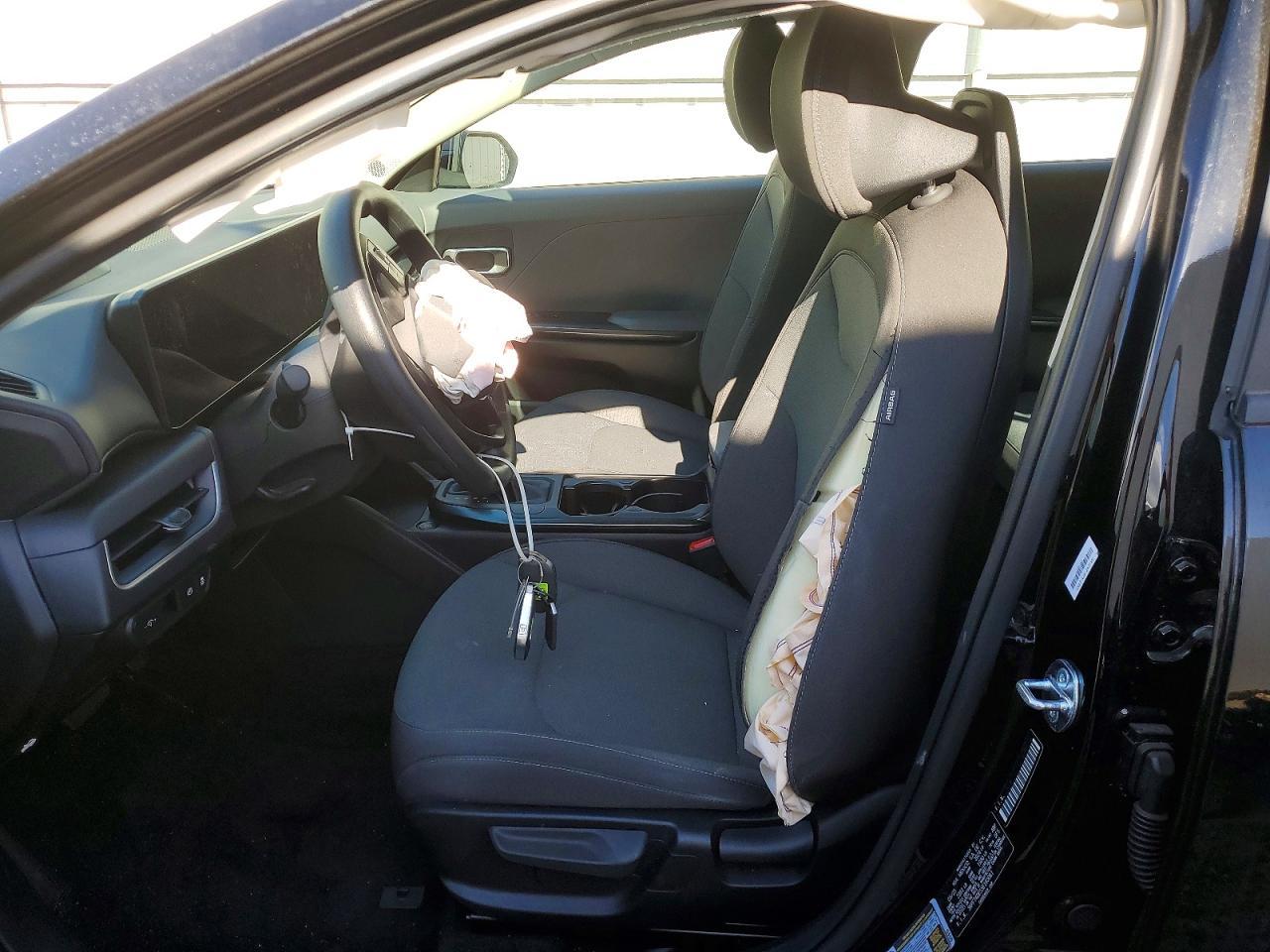 2025 Kia K4 Lx - Image 7