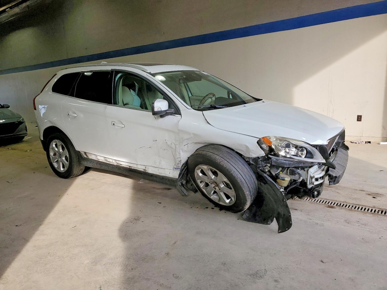 2013 Volvo Xc60 3.2 - Image 4