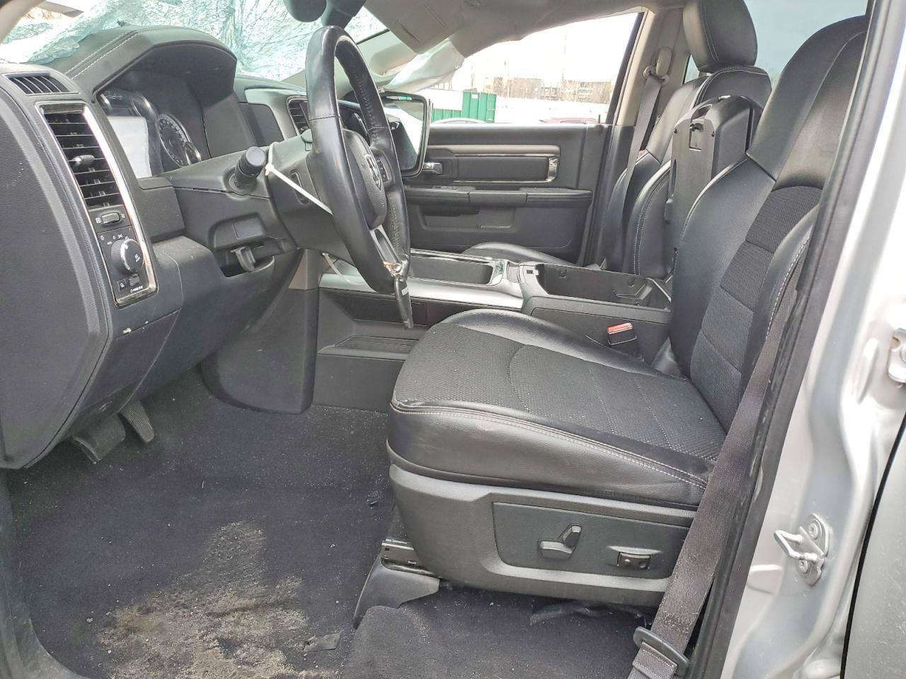 2016 Ram 1500 Sport - Фото 7