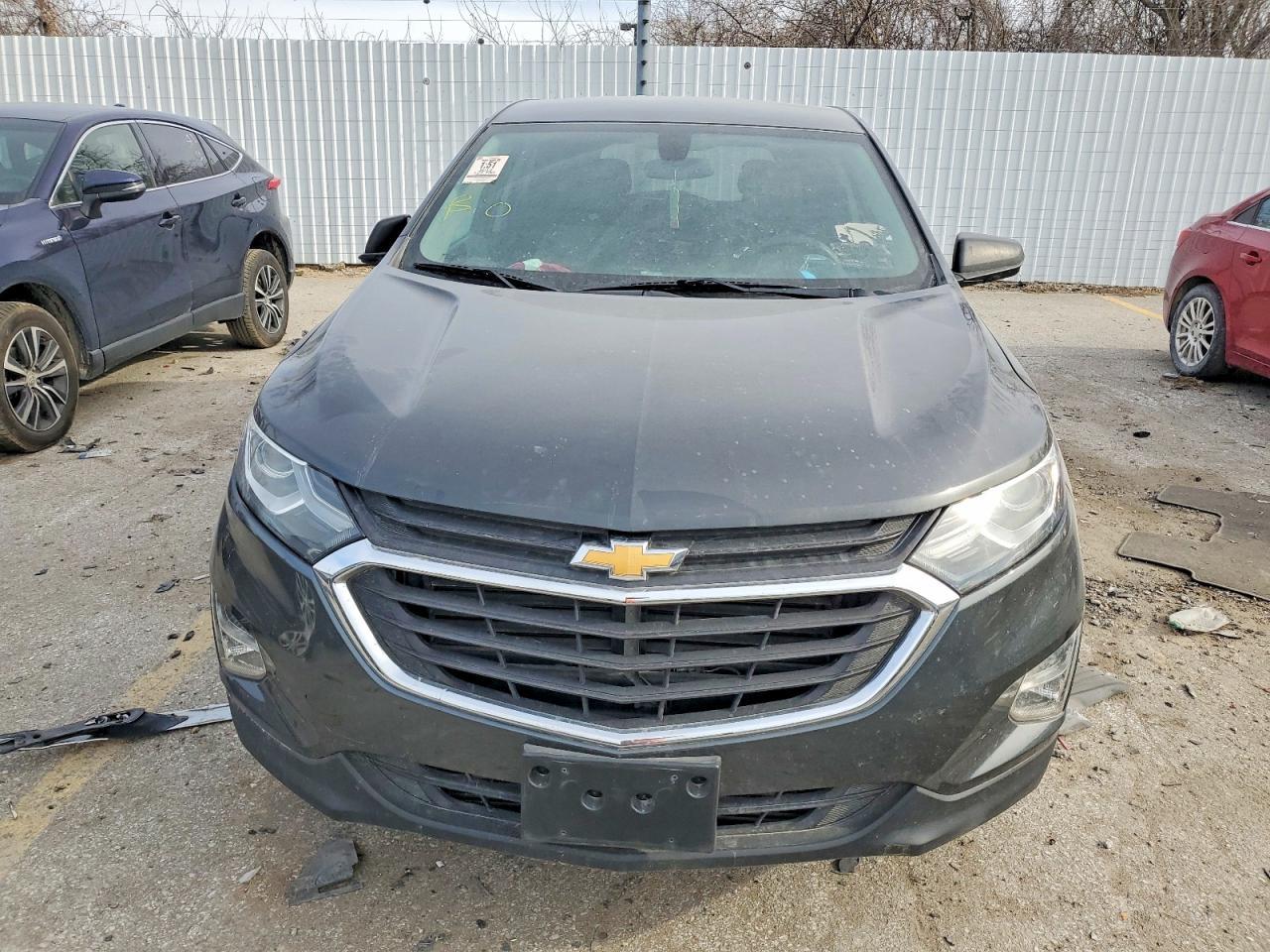 2019 Chevrolet Equinox Ls - Image 5