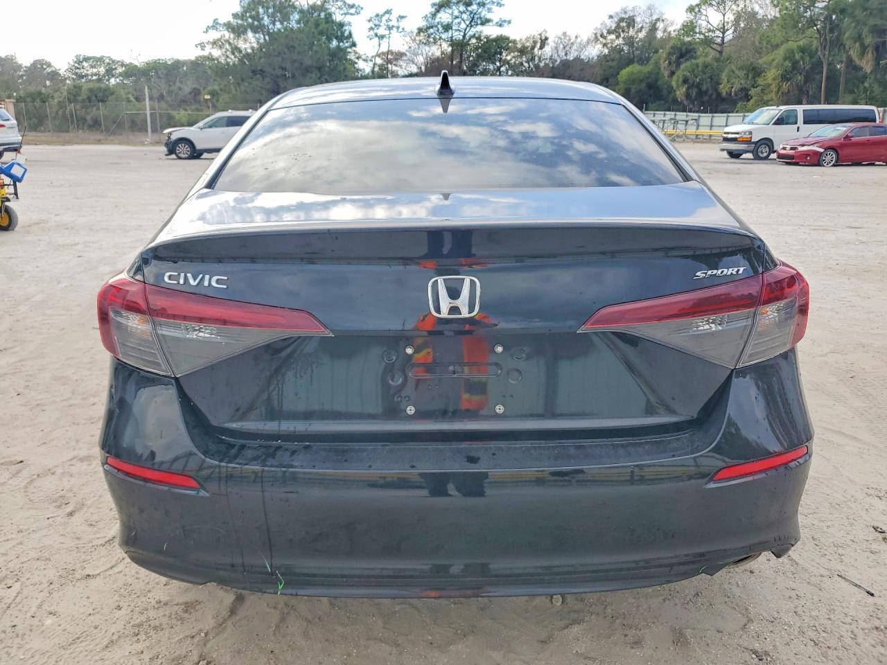 2025 Honda Civic Sport - Image 6