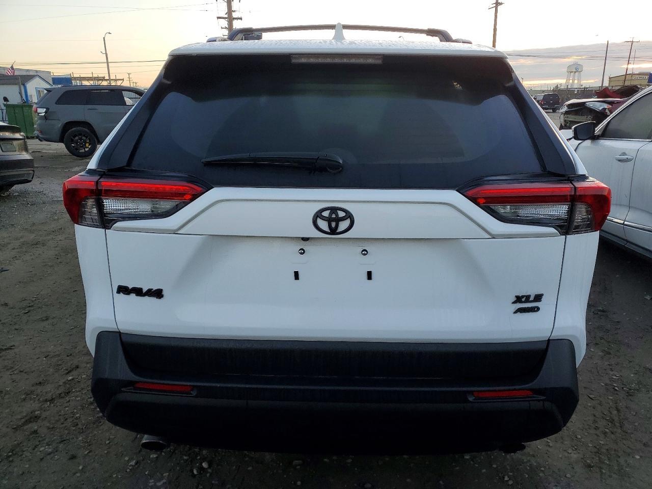 2024 Toyota Rav4 Xle - Фото 6