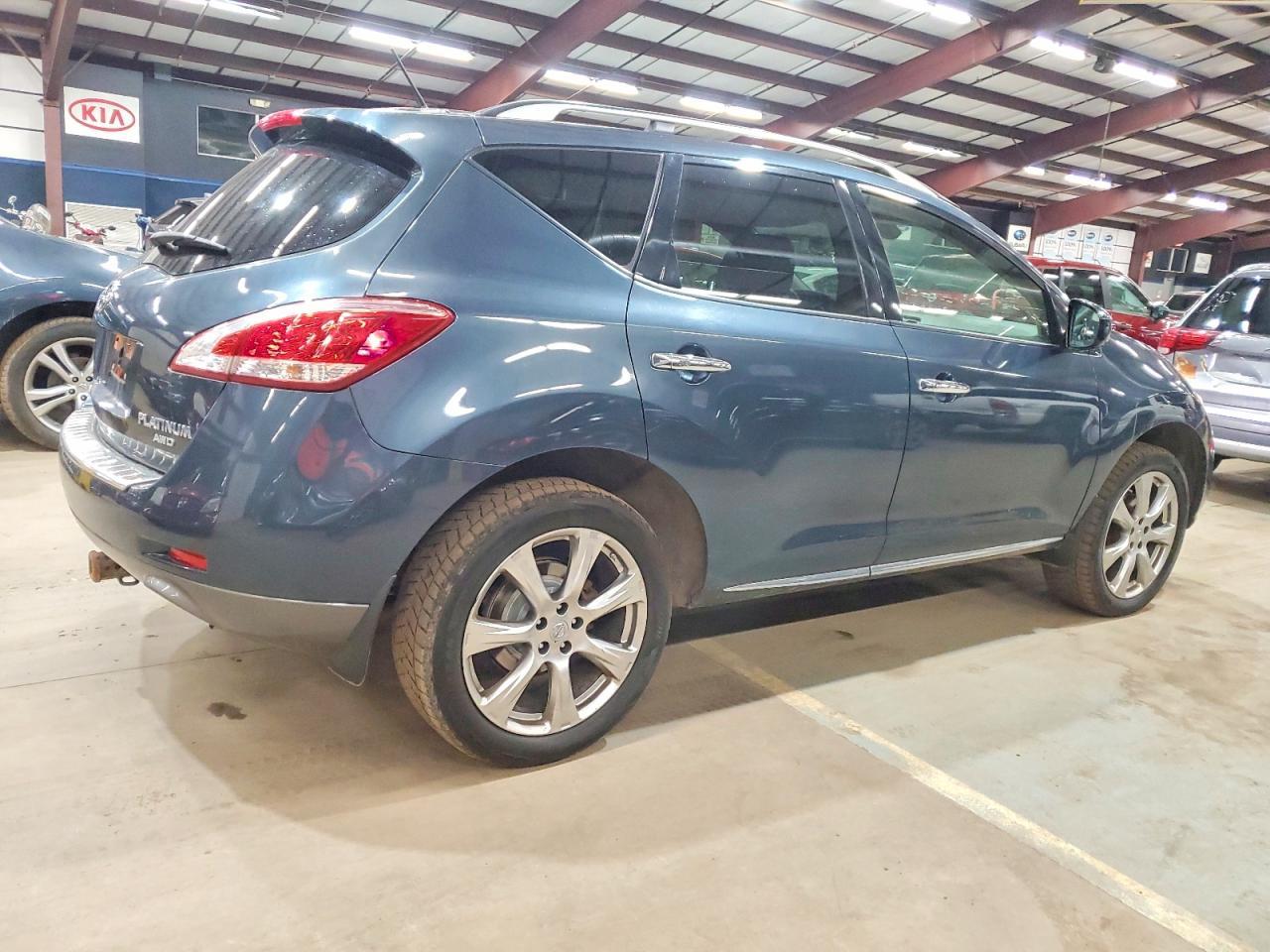 2014 Nissan Murano S - Фото 3