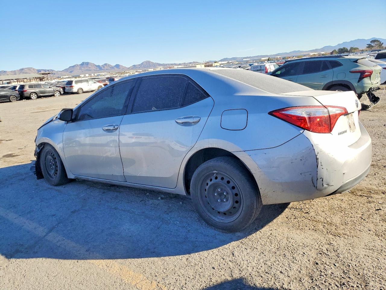 2016 Toyota Corolla L - Фото 2