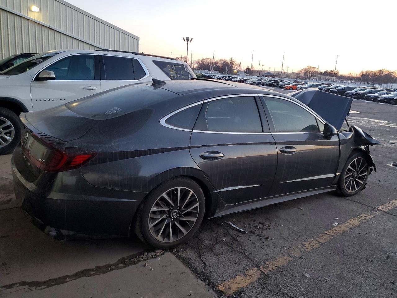 2020 Hyundai Sonata Sel Plus - Image 3