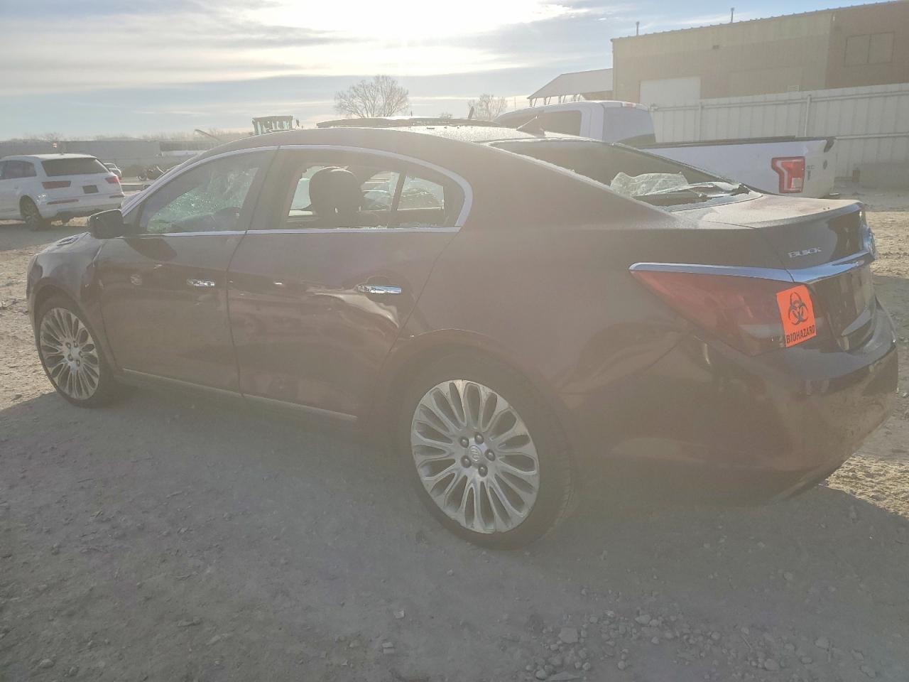 2014 Buick Lacrosse Touring - Image 2