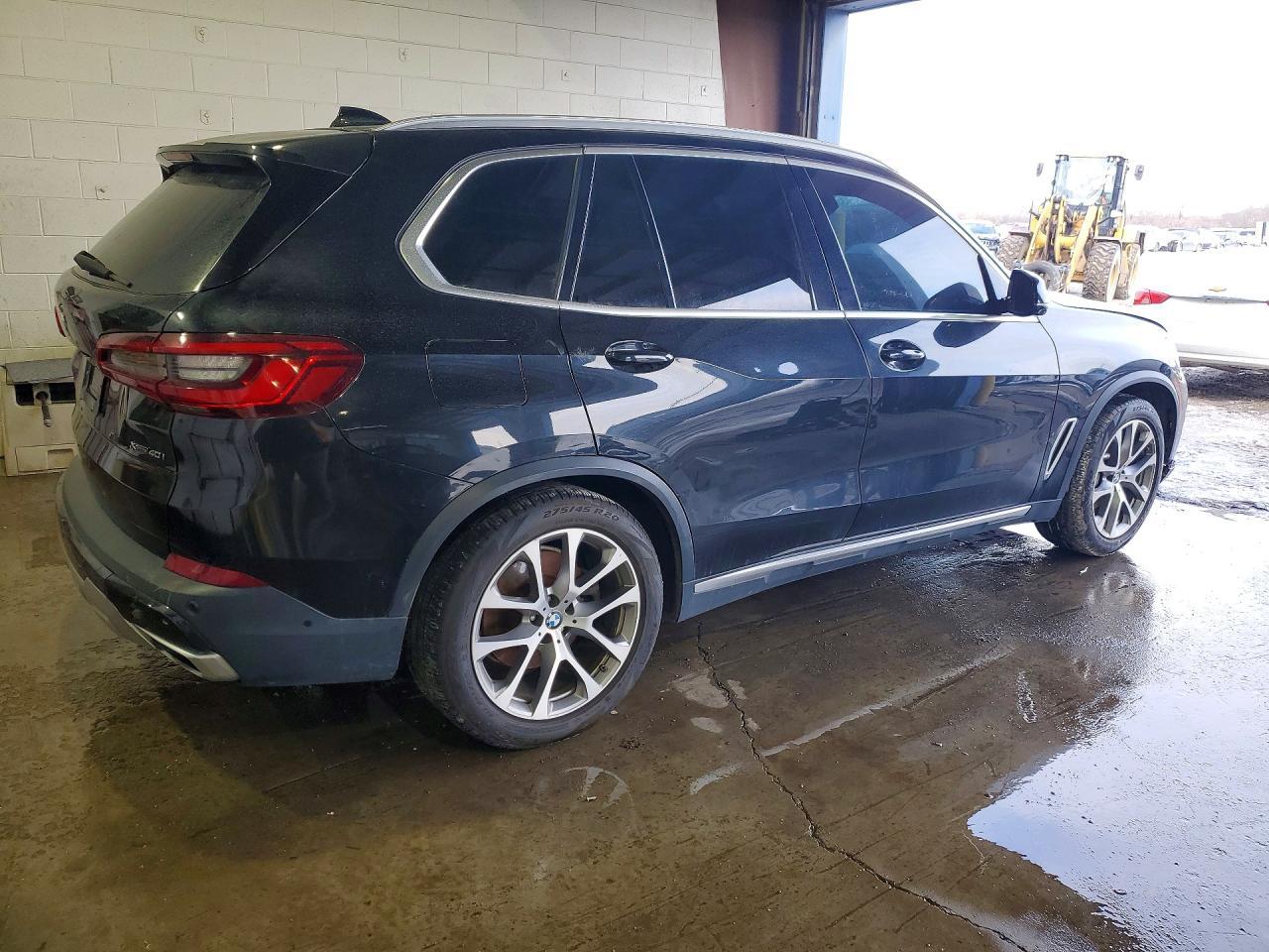 2019 BMW X5 xDrive40I - Фото 3