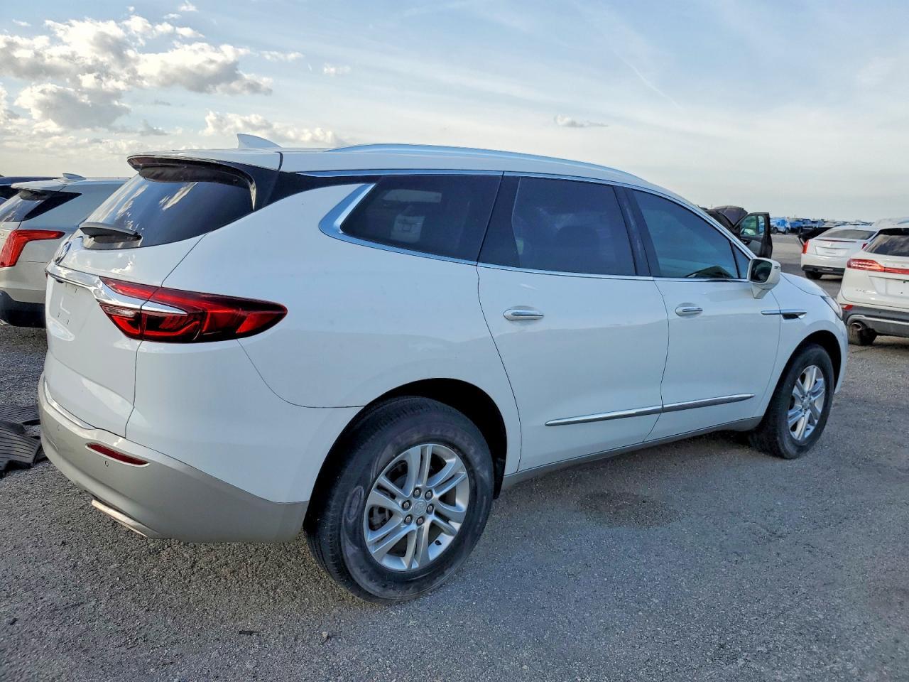 2020 Buick Enclave Essence - Фото 3