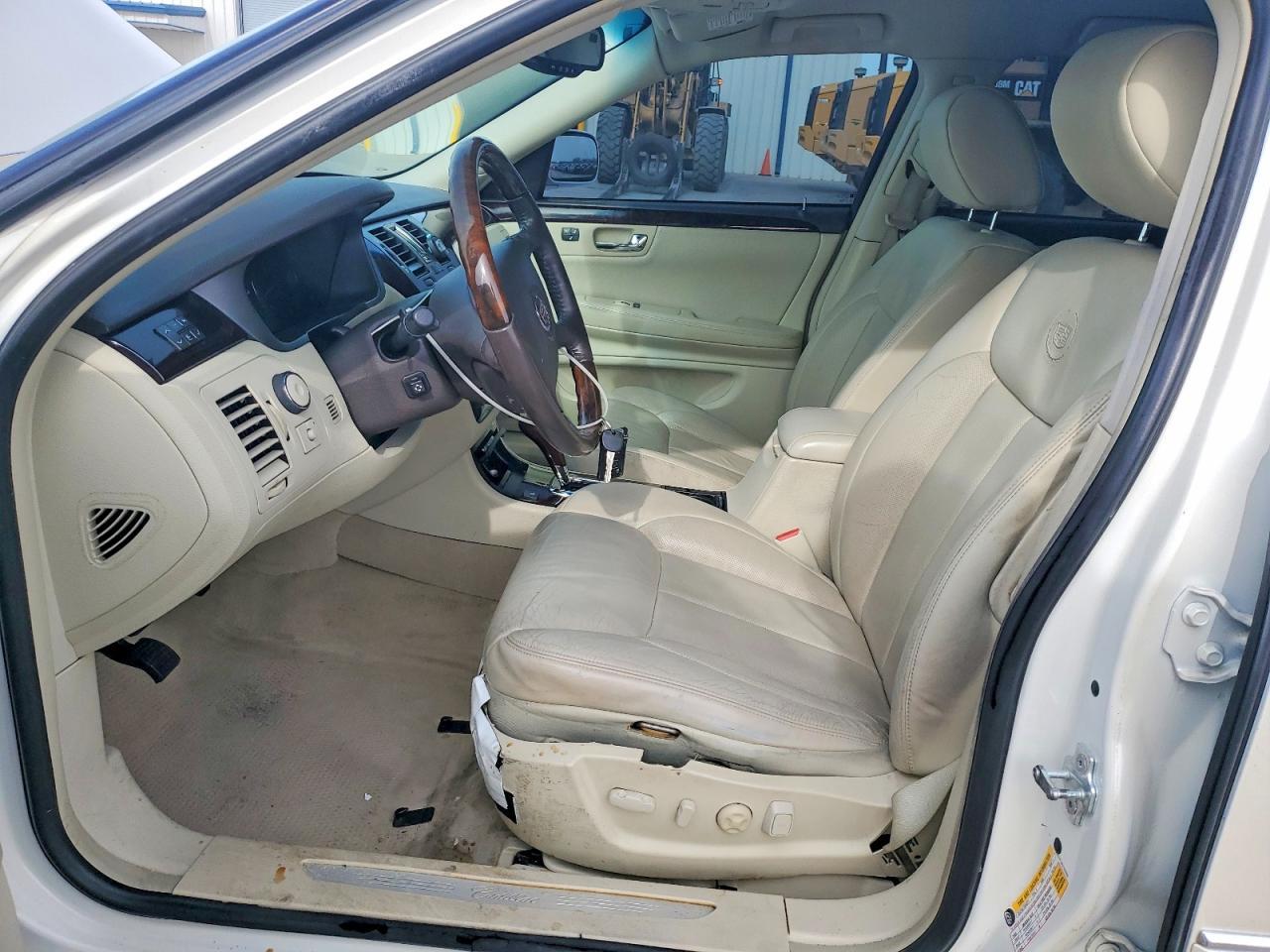 2008 Cadillac Dts - Фото 7
