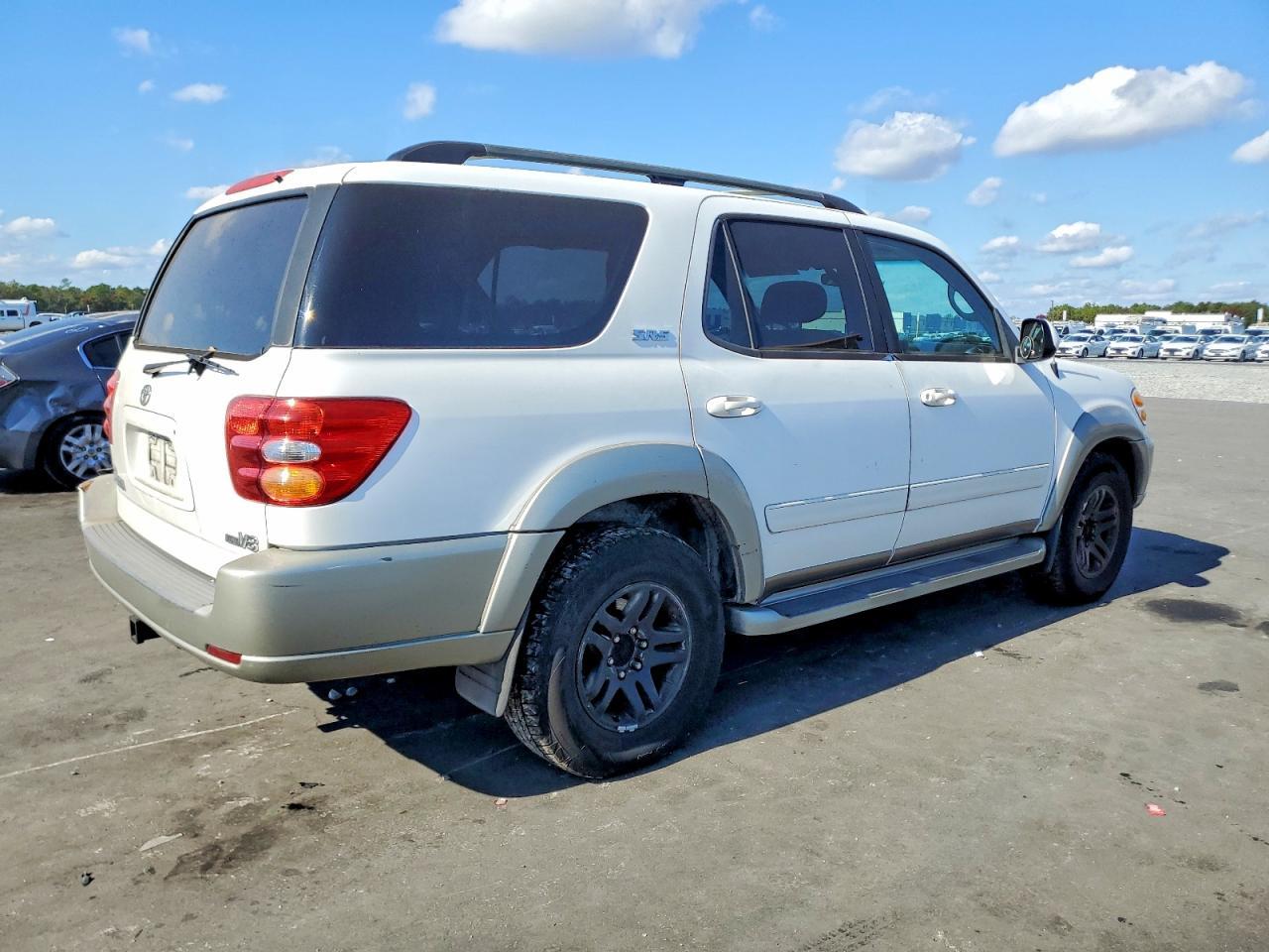 2003 Toyota Sequoia Sr5 - Фото 3