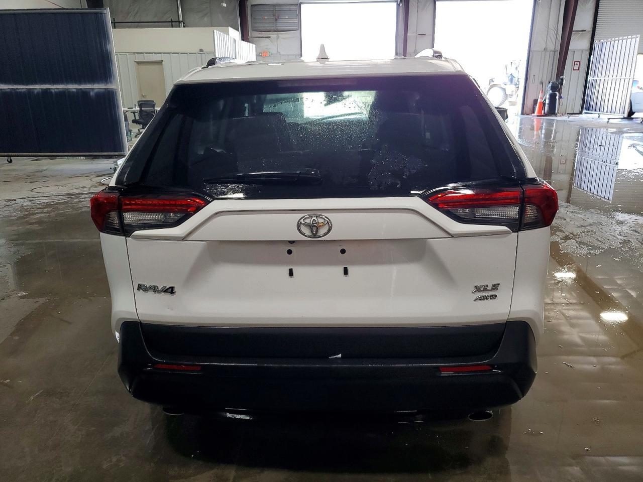 2024 Toyota Rav4 - Фото 6